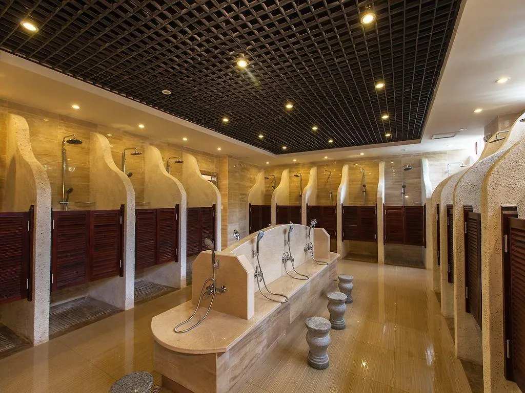 Sanya Haitang Bay Nantian Hot Spring Resort
